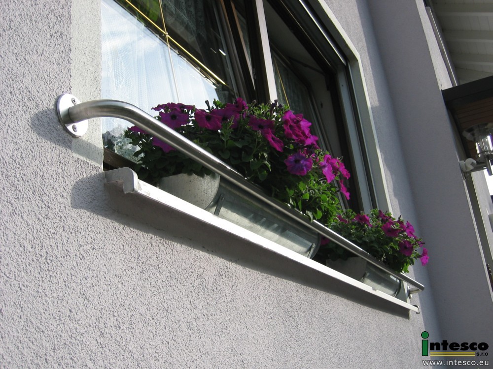 Absturzsicherung Blumenkasten Fensterbank